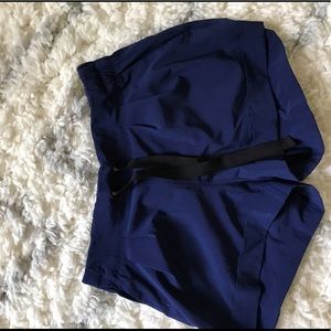 Lululemon spring break away shorts